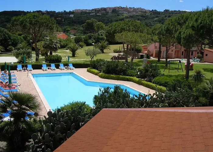 Casa Campanella فندق كابوليفيري